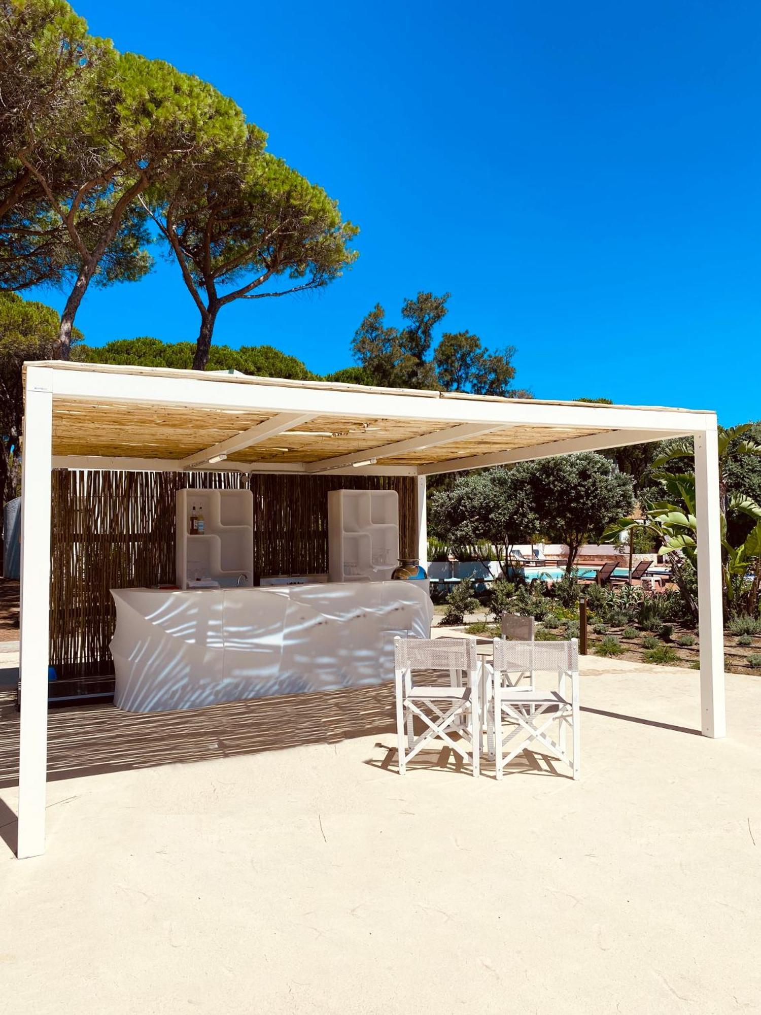 Hotel Mare Pineta Santa Margherita di Pula Zewnętrze zdjęcie