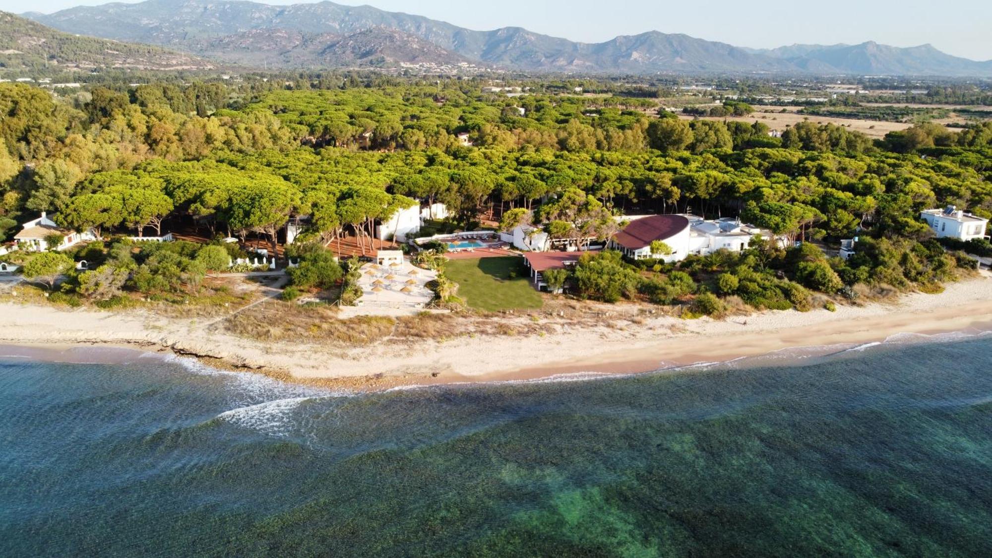 Hotel Mare Pineta Santa Margherita di Pula Zewnętrze zdjęcie