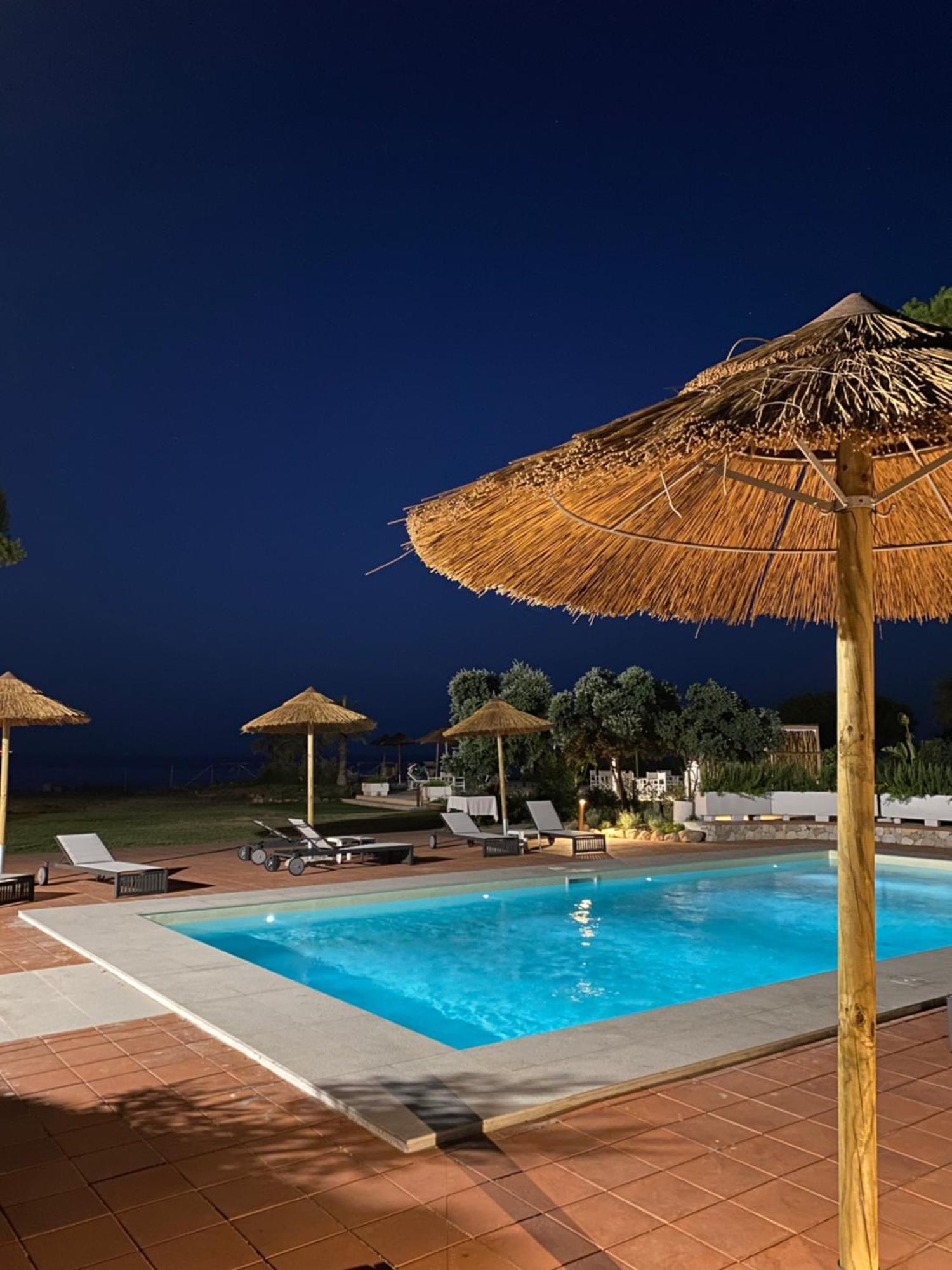 Hotel Mare Pineta Santa Margherita di Pula Zewnętrze zdjęcie