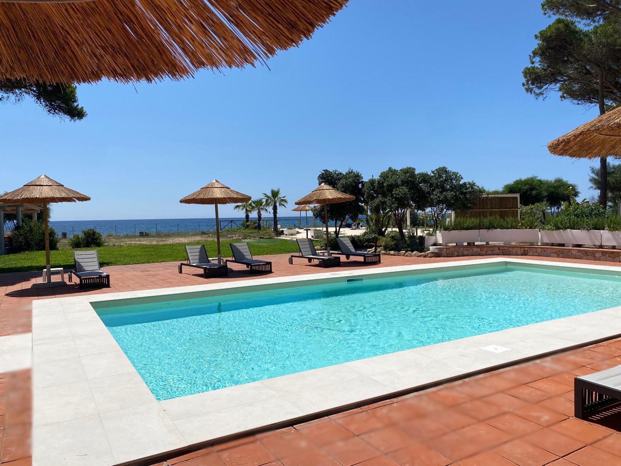 Hotel Mare Pineta Santa Margherita di Pula Zewnętrze zdjęcie